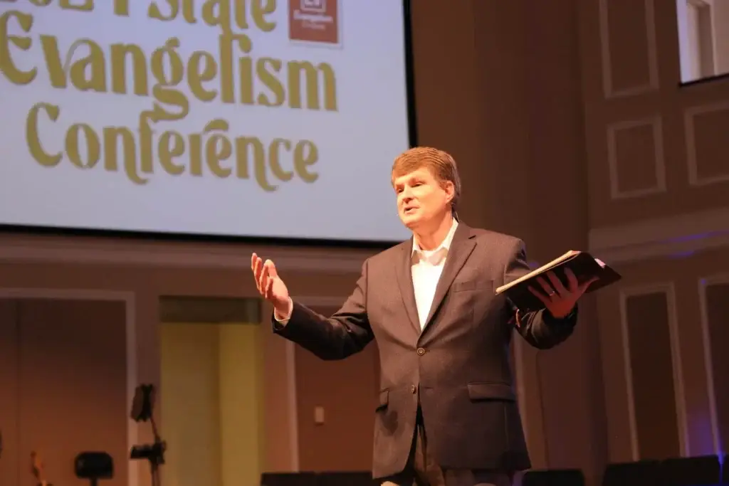 Rob Jackson preaches during the 2024 Alabama Baptist State Evangelism Conference at FBC Pelham