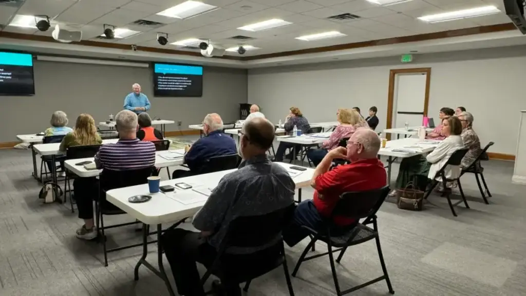 Lee Wright directs a training session at the conference center of the Birmingham Metro Baptist Association.